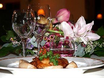Le Relais Fleuri, Hotel Et Restaurant Logis - Avallon Sauvigny-le-Bois 외부 사진