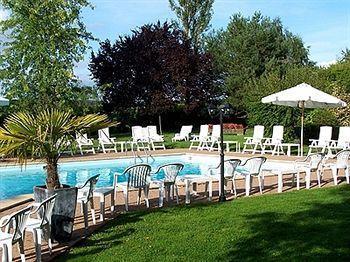 Le Relais Fleuri, Hotel Et Restaurant Logis - Avallon Sauvigny-le-Bois 외부 사진